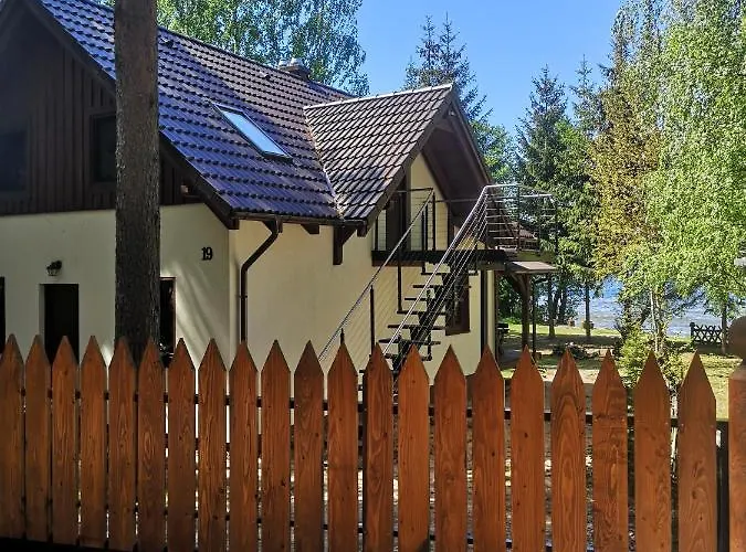 Lägenhet Pod Swierkami Male Swornegacie