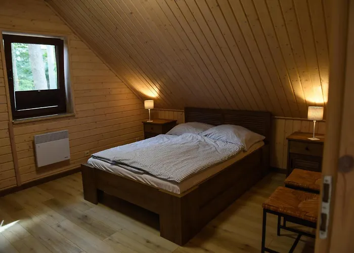 Pod Swierkami Male Swornegacie